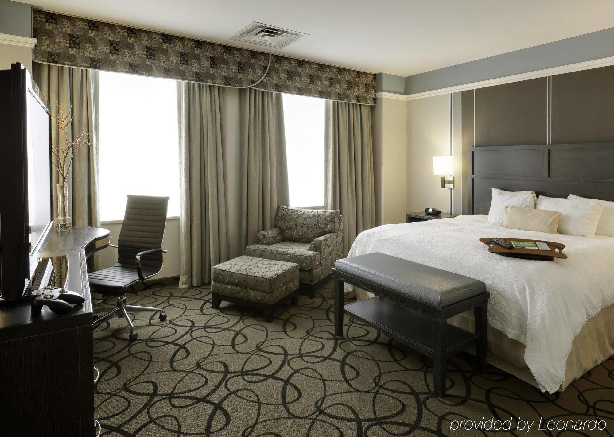 Hampton Inn & Suites Buffalo/Downtown Bilik gambar